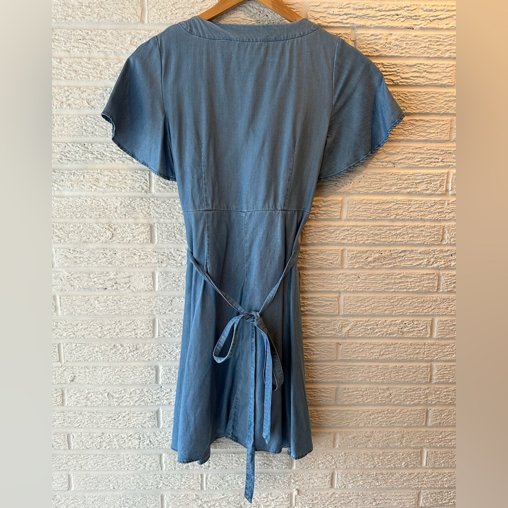 Loft Chambray Wrap Dress - Picture 5 of 6